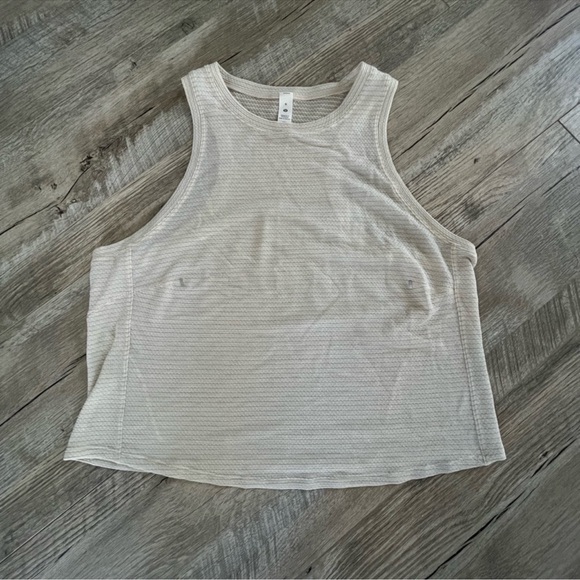 Lululemon Run and Train racerback tank - Picture 4 of 9